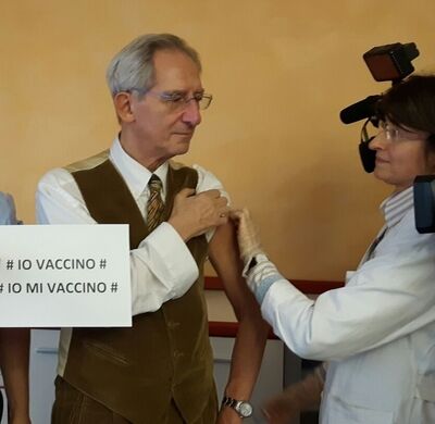 02-IoMiVaccino_2016 (Copia)