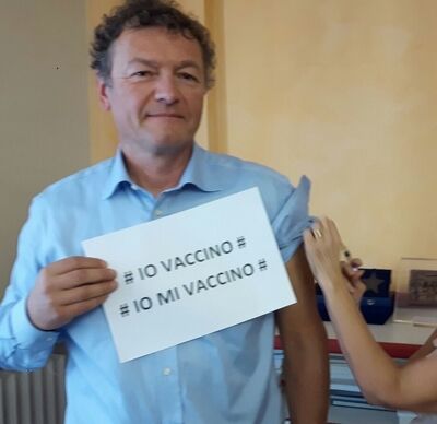 07-IoMiVaccino_2016 (Copia)